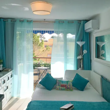 Luminoso Estudio A Pie De Playa Apartment *