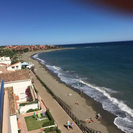 Luminoso Estudio A Pie De Playa Apartment Estepona